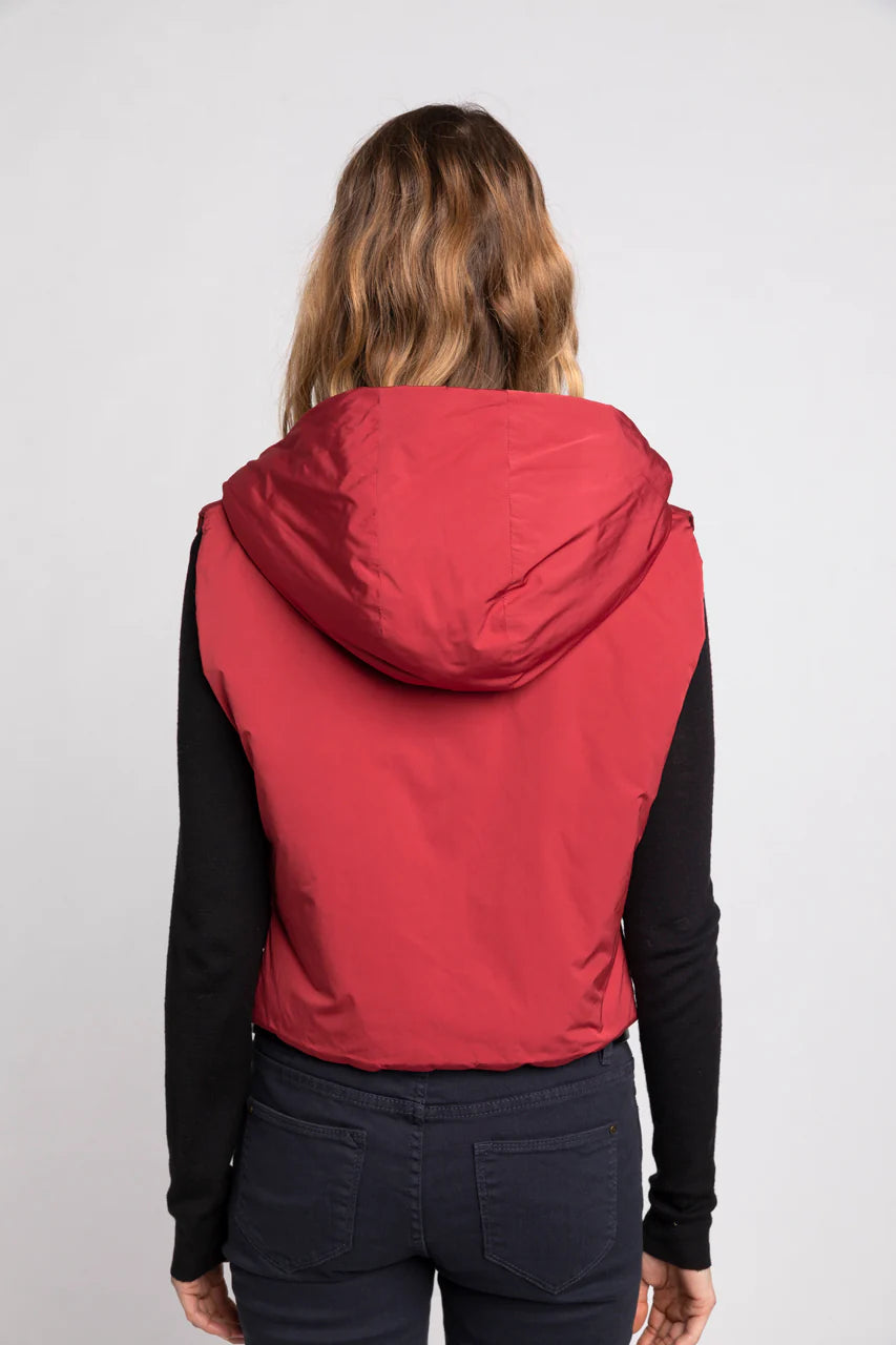 CAILLE hood-Padded accessory hood in red water-repellent fabric