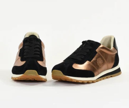 Two-tone leather trainers